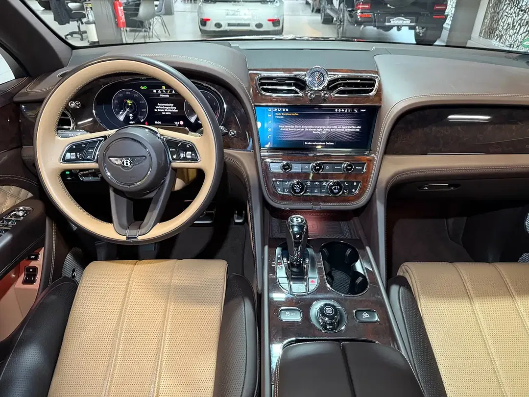 Bentley Bentayga - Thumbnail 11