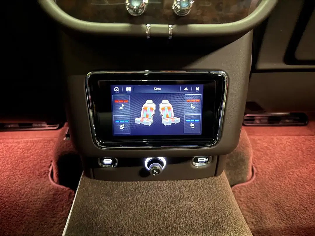 Bentley Bentayga - Thumbnail 22