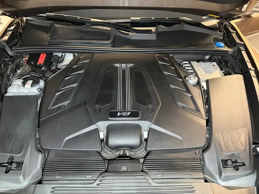 Bentley Bentayga 4.0 V8 AUT 4WD - foto 31