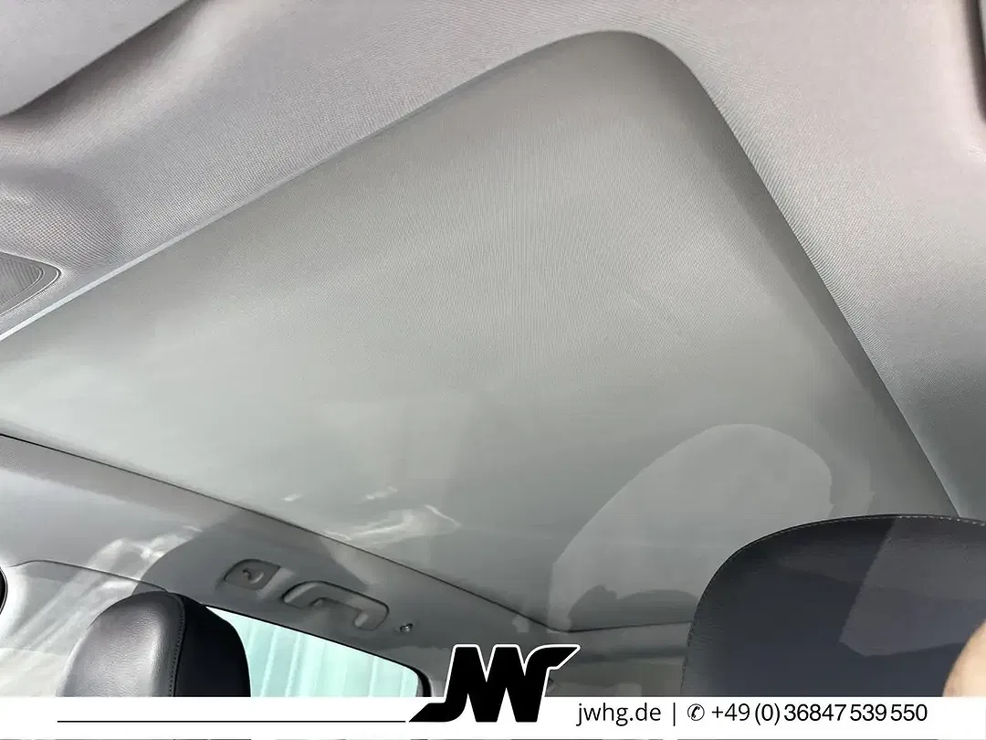 Audi Q7 - Thumbnail 4
