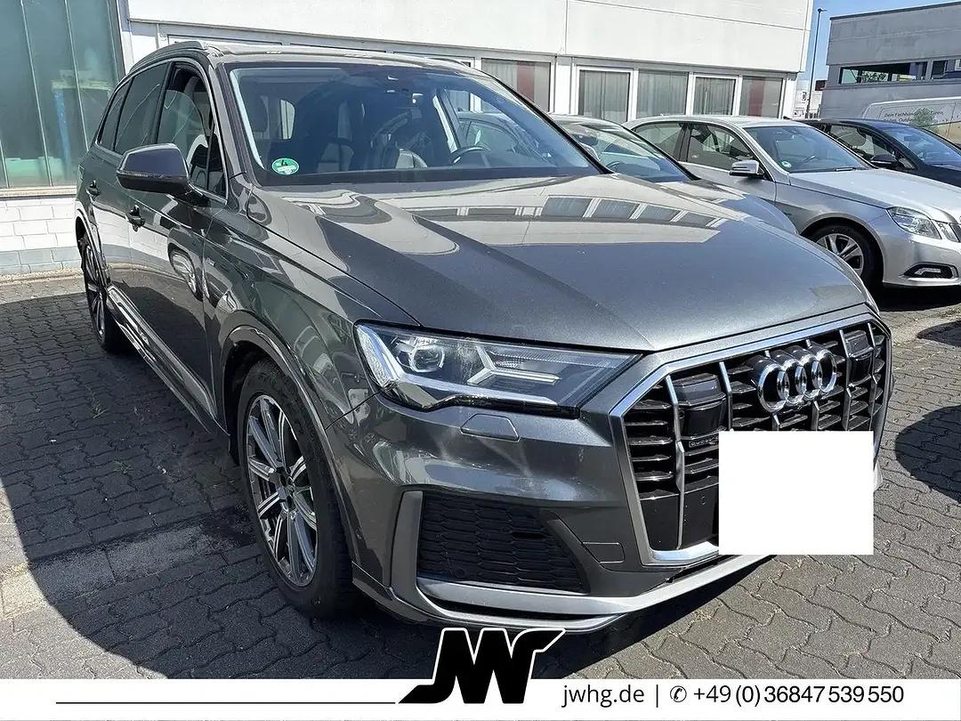 Audi Q7 - Thumbnail 7