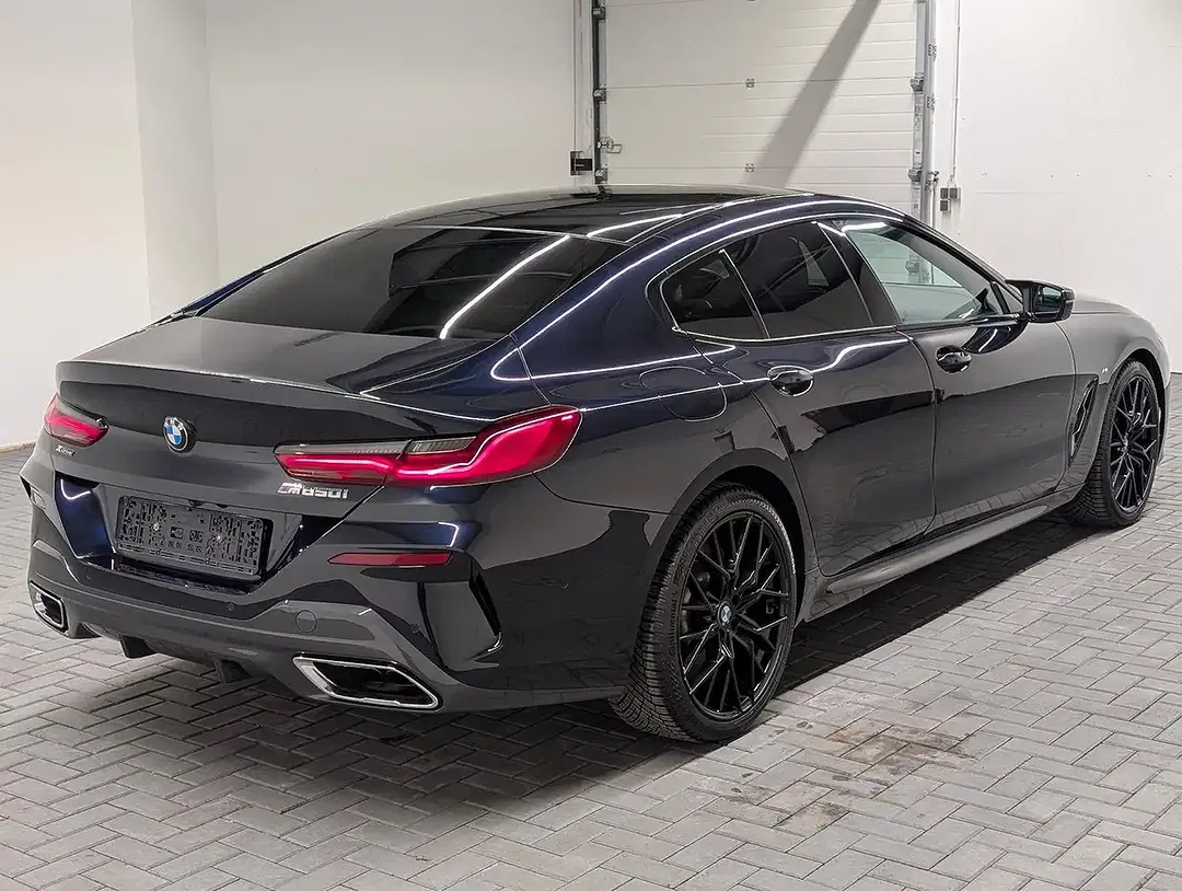 BMW M850 - Thumbnail 4