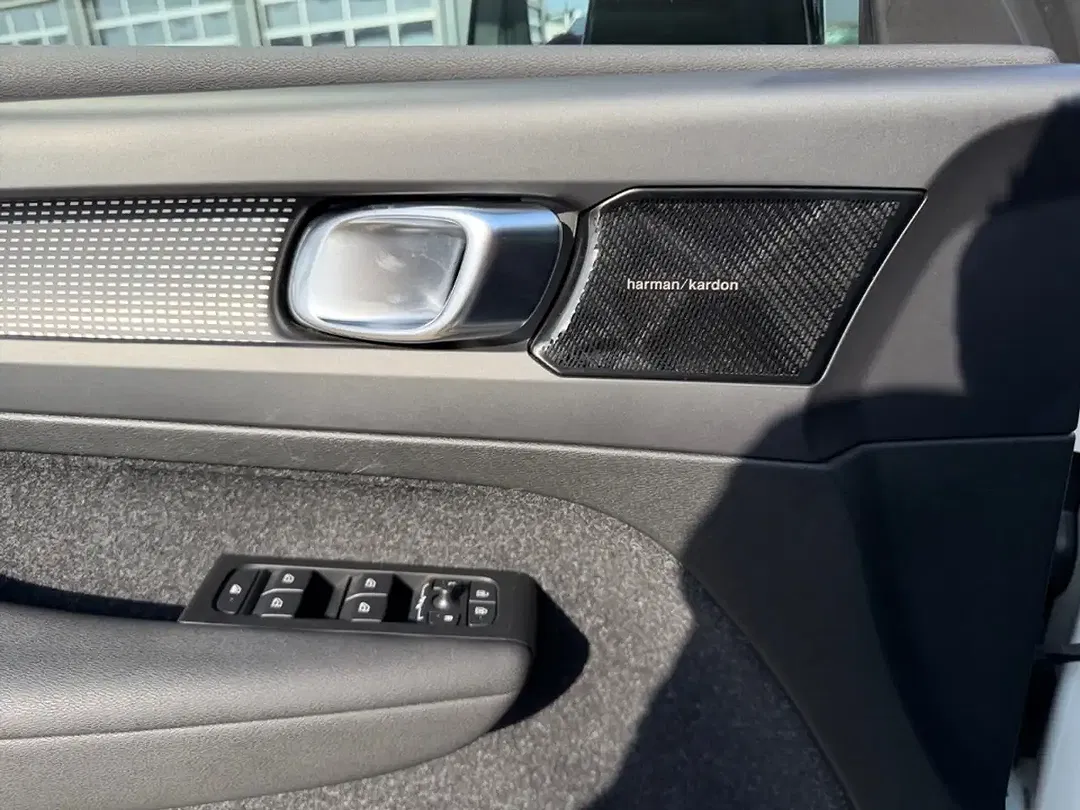 Volvo XC40 - Thumbnail 14