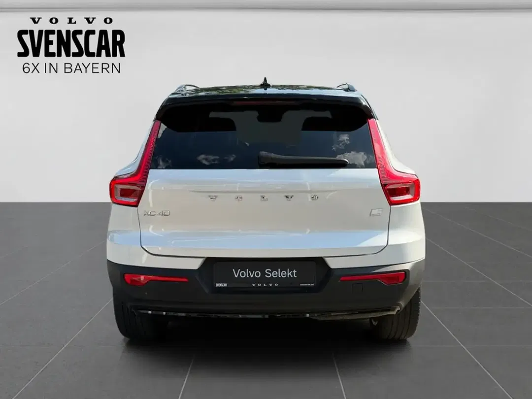 Volvo XC40 - Thumbnail 4