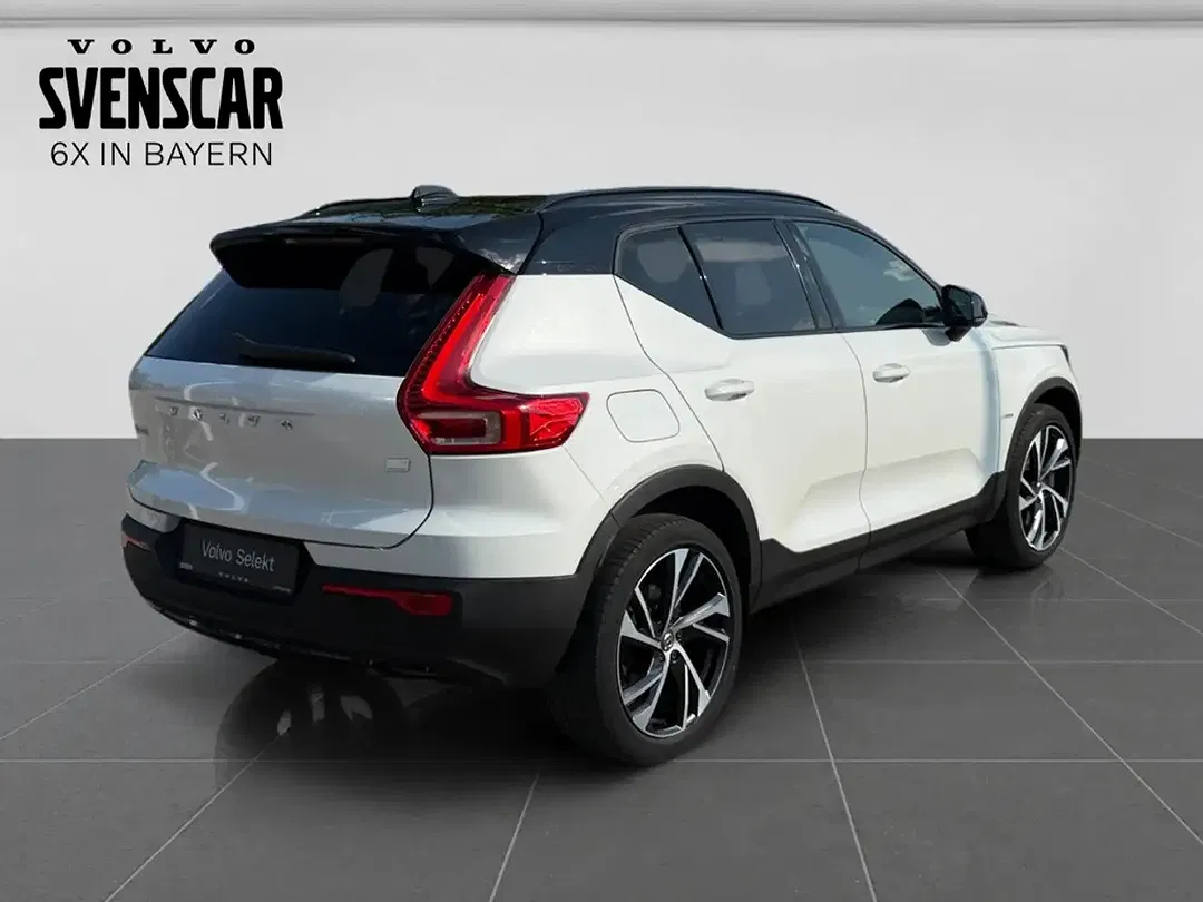 Volvo XC40 - Thumbnail 5