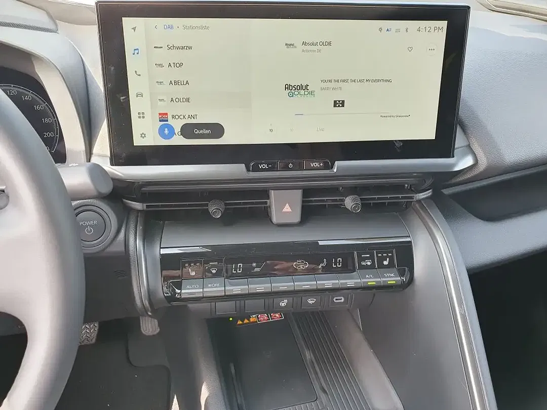 Toyota C-HR - Thumbnail 11