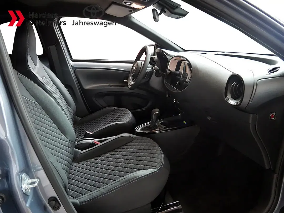 Toyota Aygo X - Thumbnail 5
