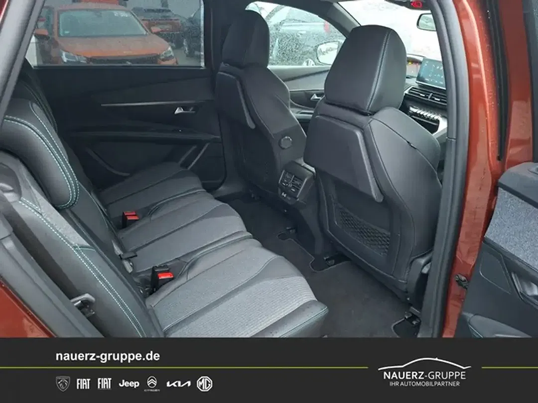 Peugeot 5008 - Thumbnail 9