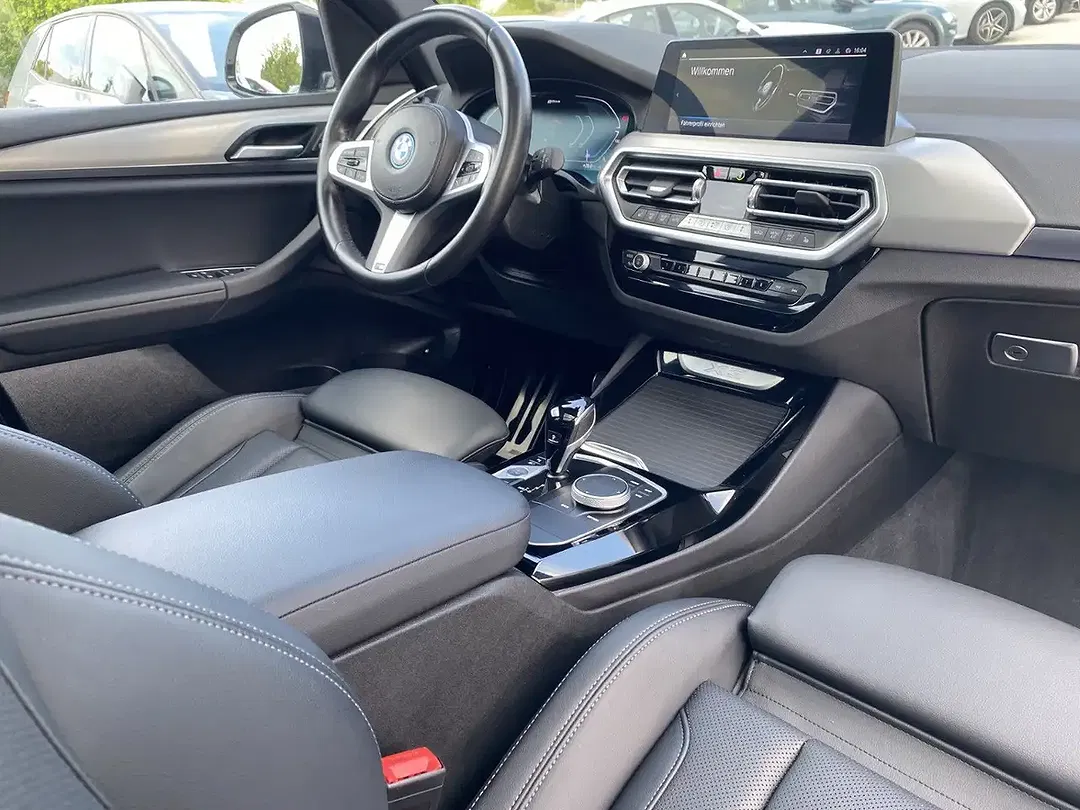 BMW X3 - Thumbnail 8