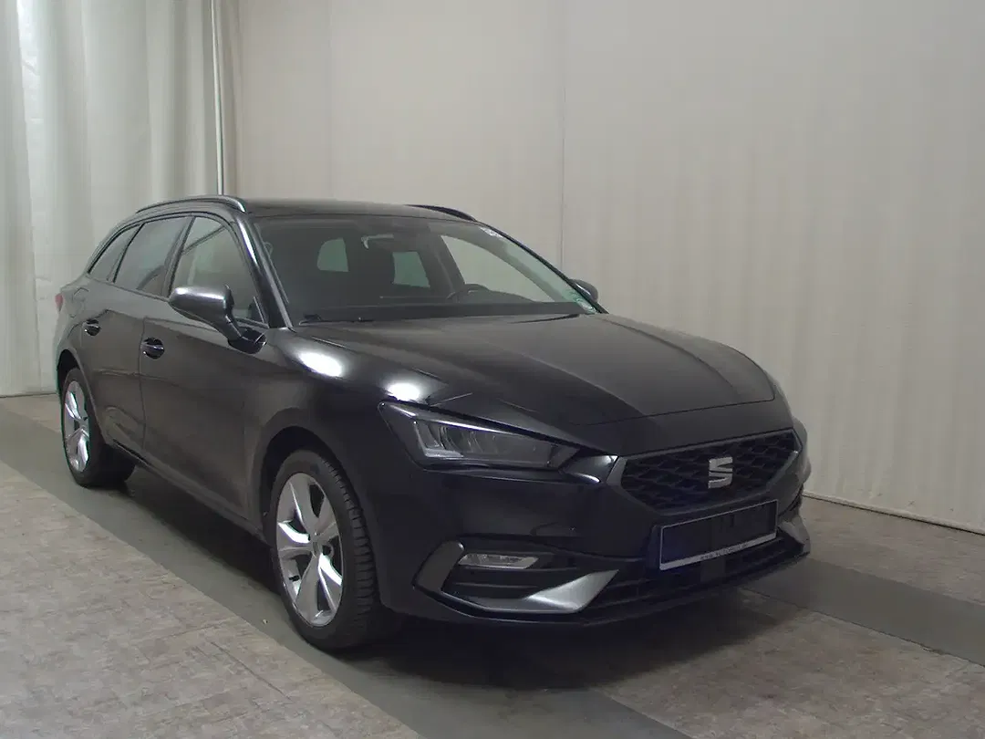 SEAT Leon - Thumbnail 4