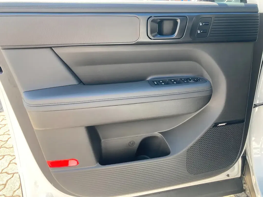 Hyundai SANTA FE - Thumbnail 7