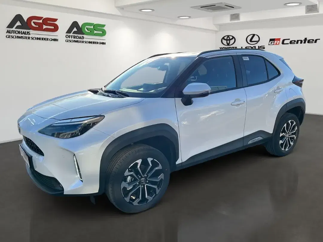 Toyota Yaris Cross - Thumbnail 1
