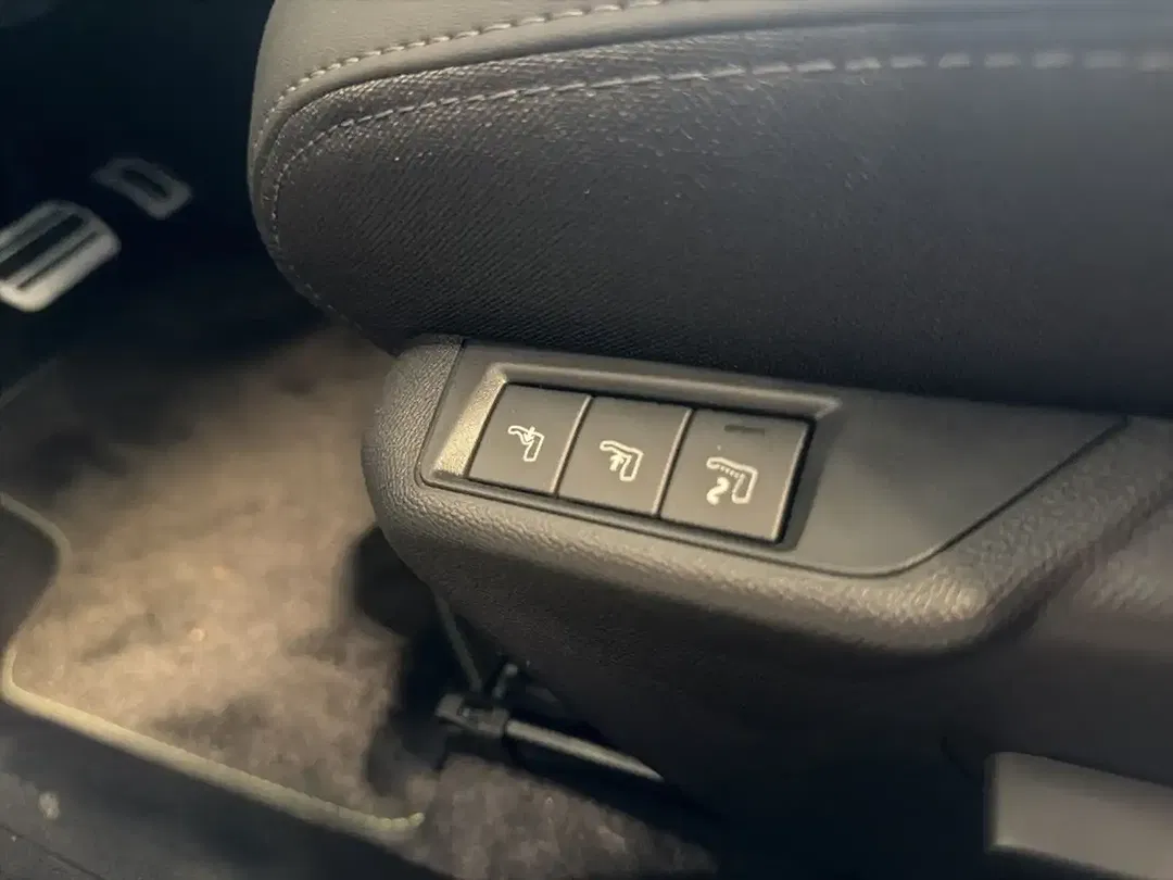 Peugeot 2008 - Thumbnail 14