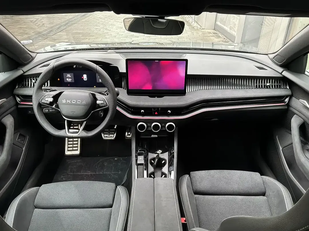 Skoda Superb - Thumbnail 16