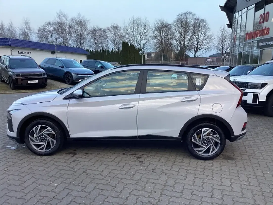 Hyundai BAYON - Thumbnail 4