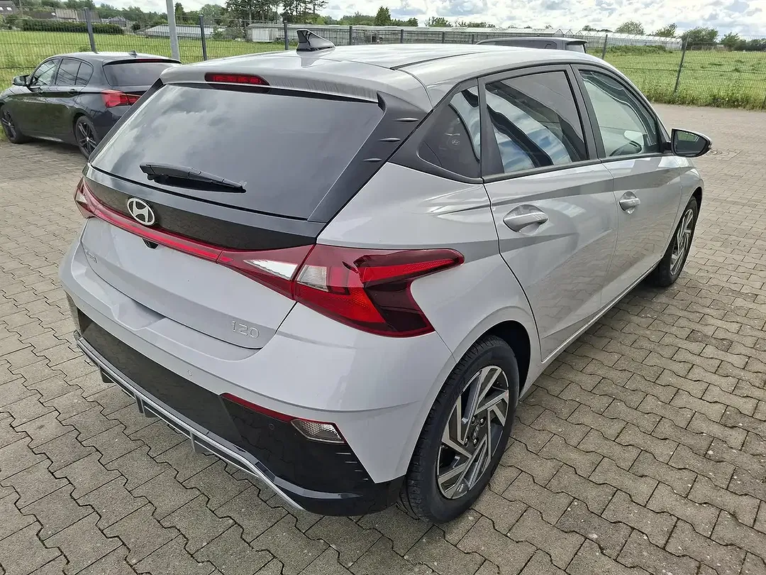 Hyundai i20 - Thumbnail 4