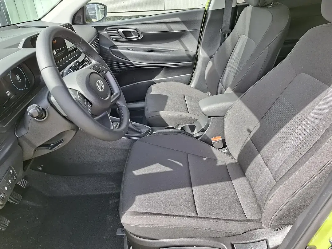 Hyundai i20 - Thumbnail 9