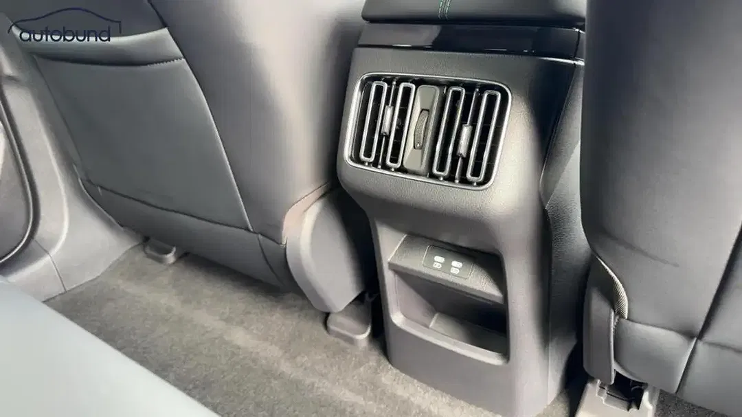 BYD Seal U - Thumbnail 10