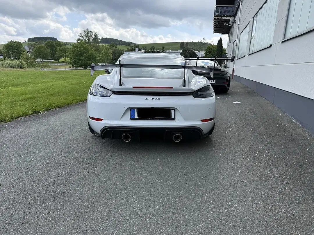 Porsche Cayman - Thumbnail 4