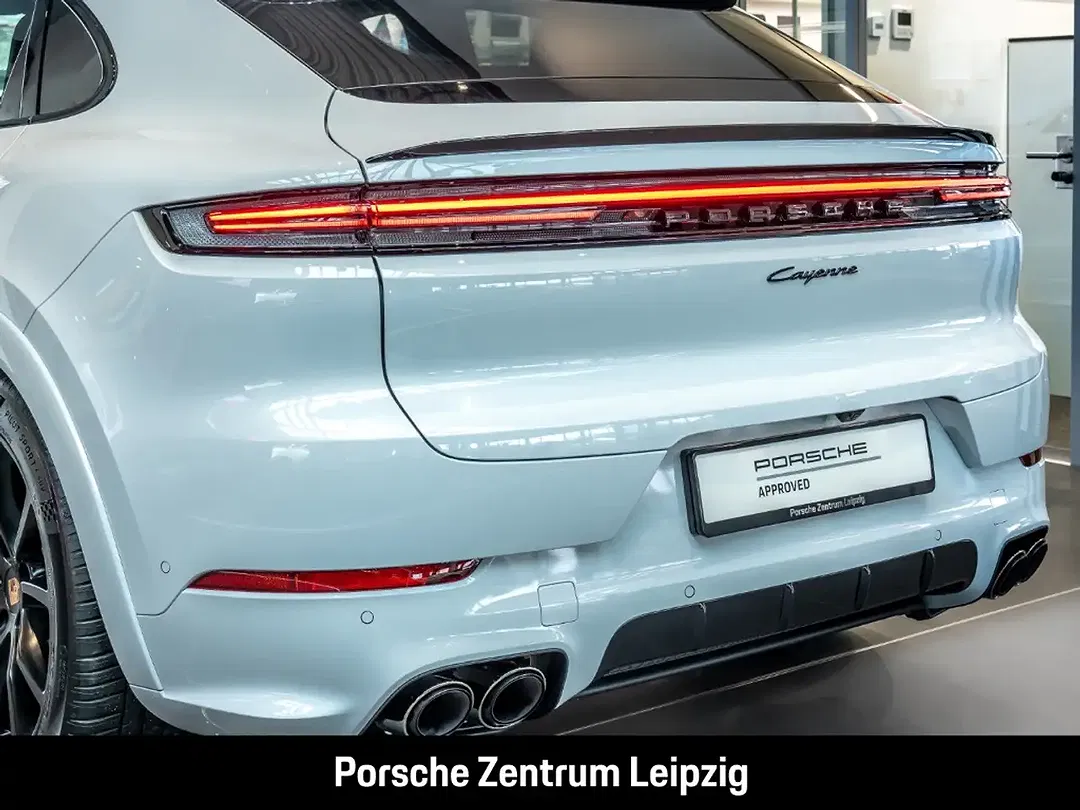Porsche Cayenne - Thumbnail 13