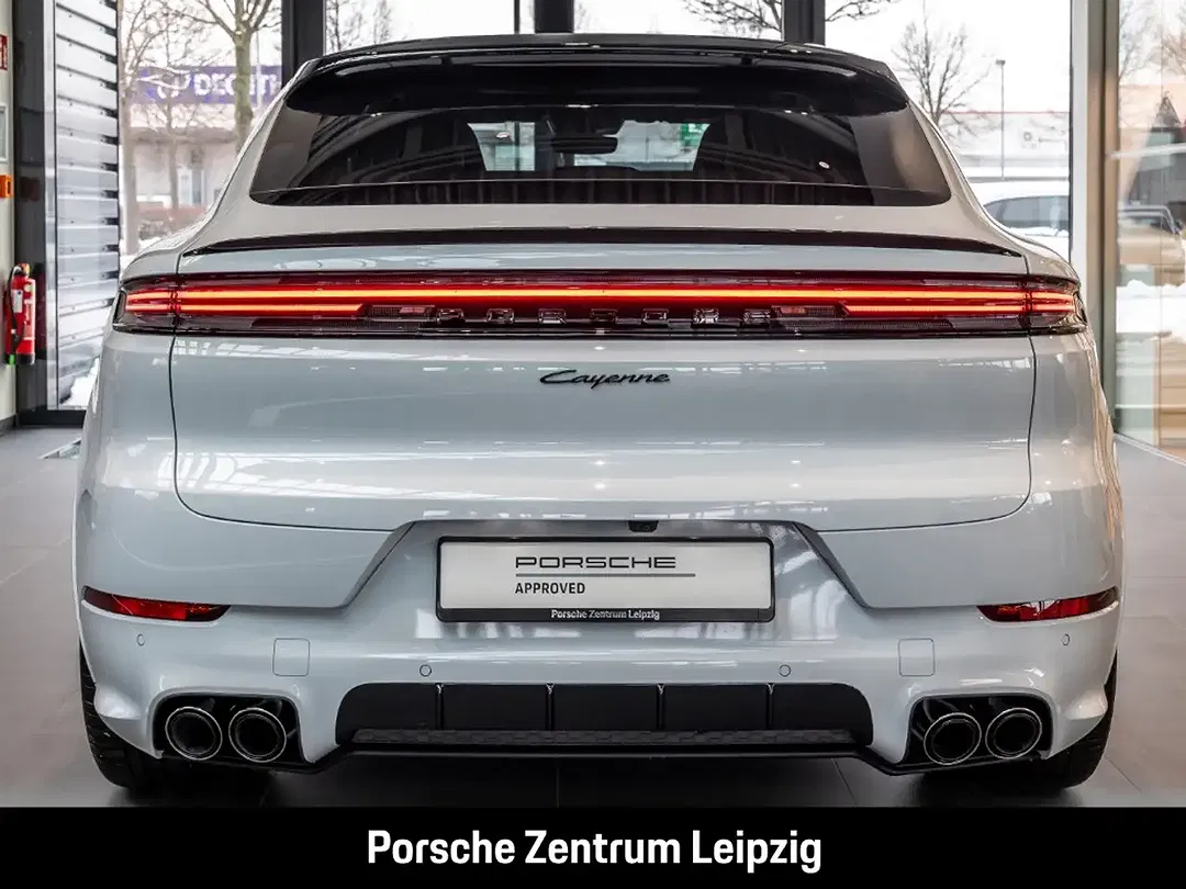 Porsche Cayenne - Thumbnail 5