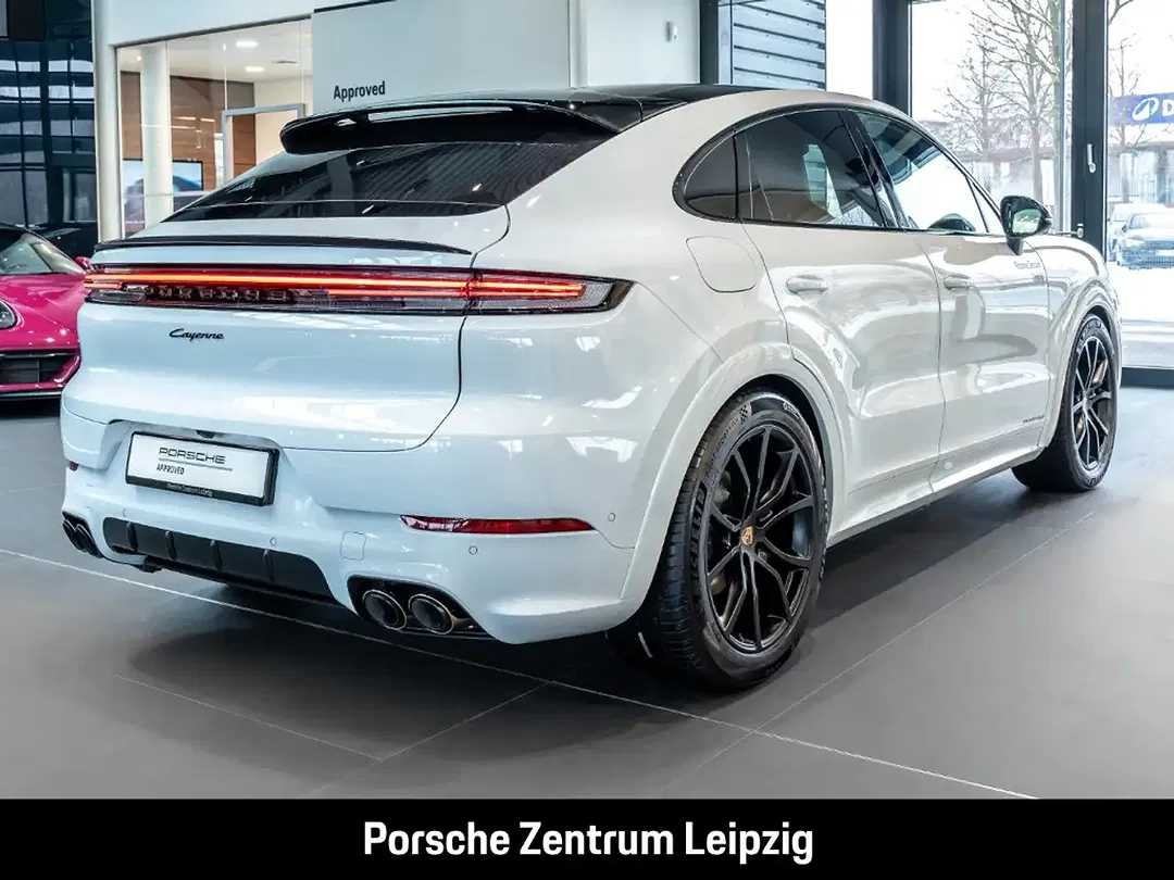Porsche Cayenne - Thumbnail 6