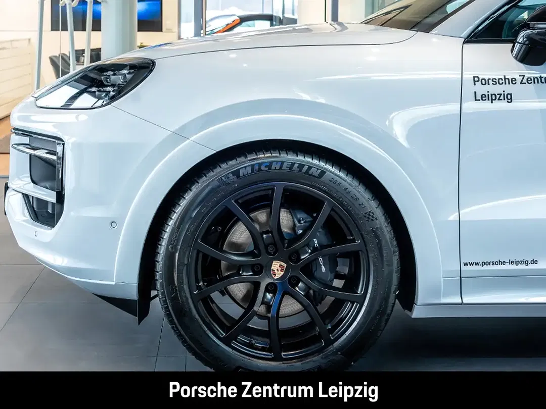 Porsche Cayenne - Thumbnail 7