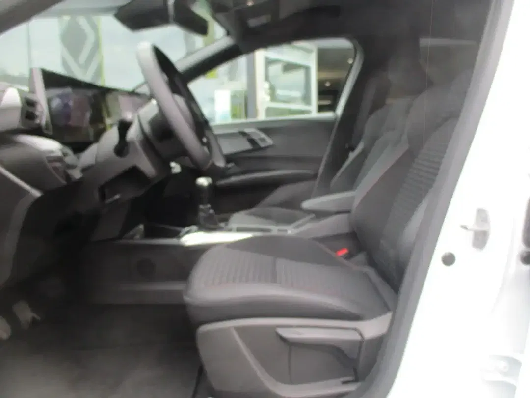 Renault Clio - Thumbnail 8