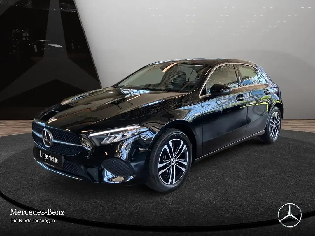 Mercedes-Benz A 250 - Thumbnail 1