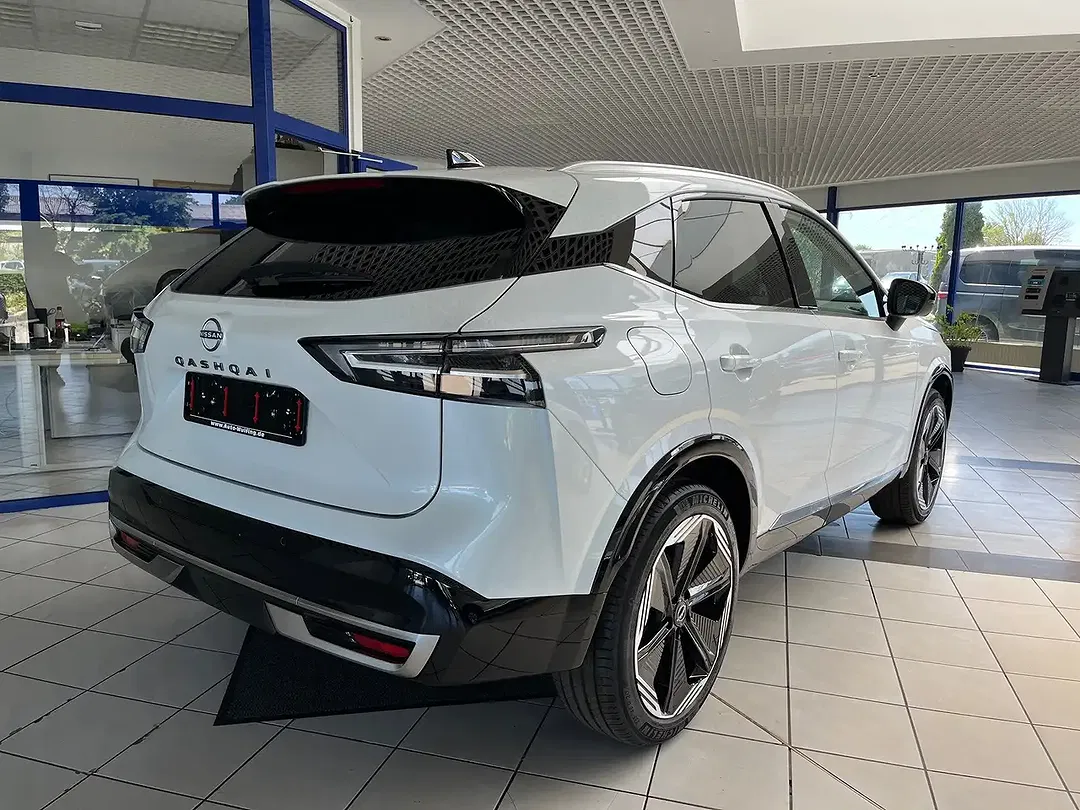 Nissan Qashqai - Thumbnail 3