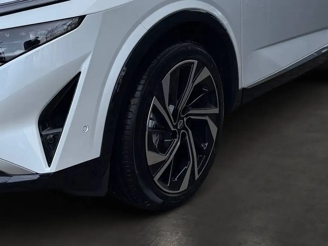 Nissan Qashqai - Thumbnail 6
