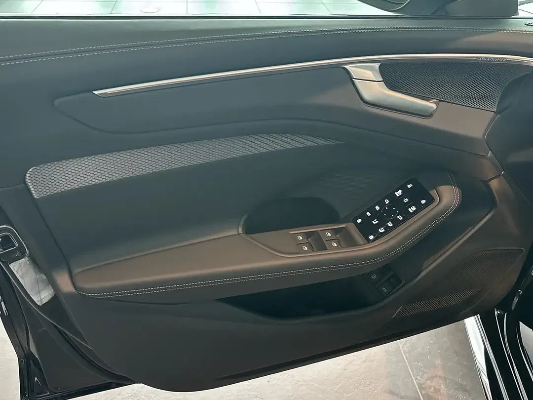 Audi A6 - Thumbnail 12