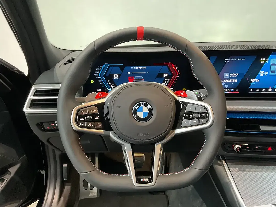 BMW M3 - Thumbnail 4