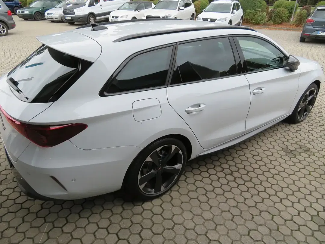 CUPRA Leon - Thumbnail 9