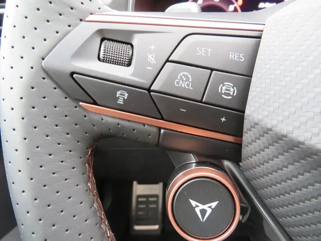 CUPRA Leon - Thumbnail 13