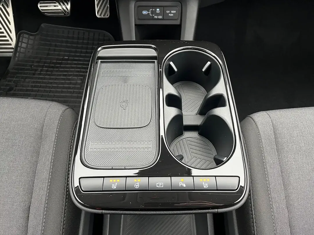 Hyundai IONIQ 5 - Thumbnail 12