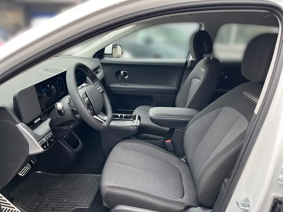 Hyundai IONIQ 5 - Thumbnail 6