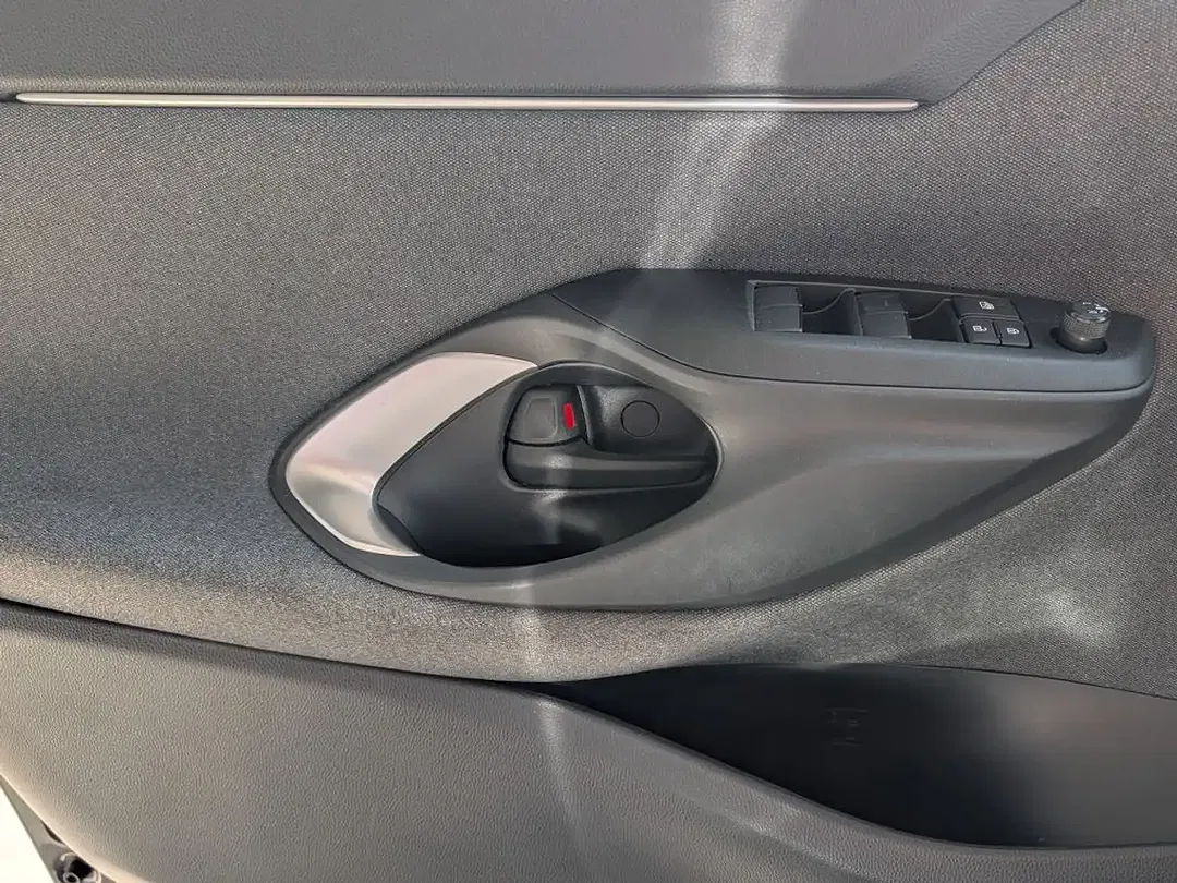 Toyota Yaris Cross - Thumbnail 13