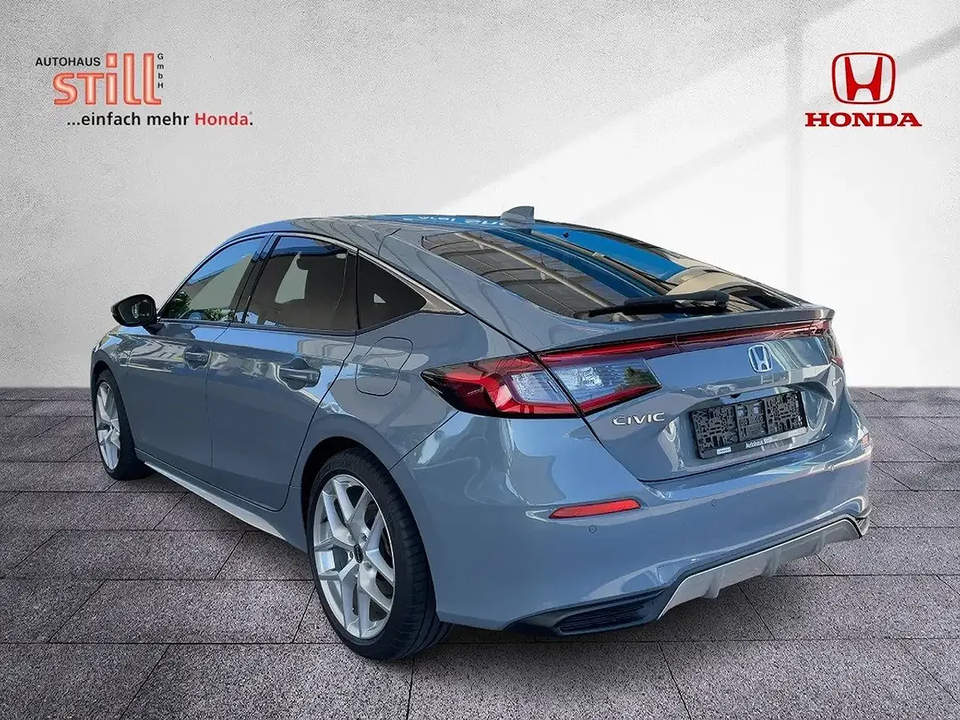 Honda Civic - Thumbnail 3