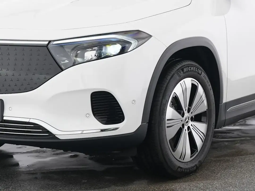 Mercedes-Benz EQA 250 - Thumbnail 3