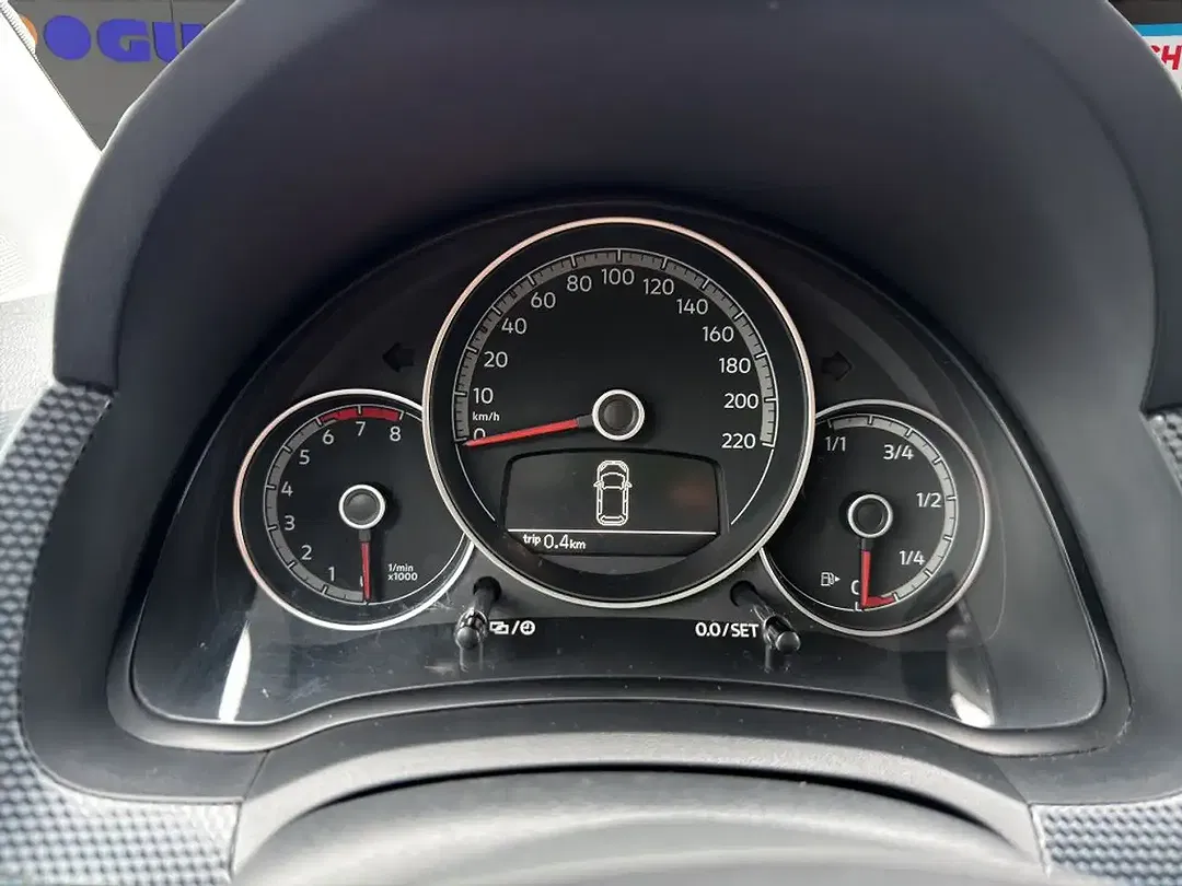 Volkswagen up! - Thumbnail 11