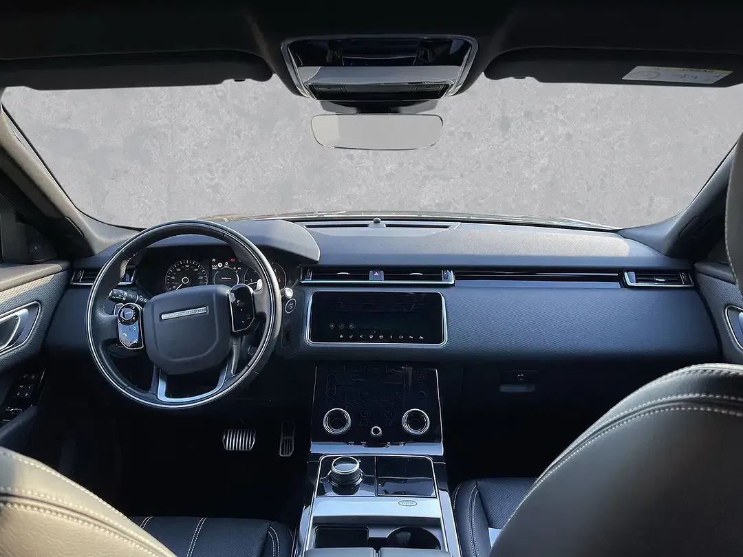 Land Rover Range Rover Velar - Thumbnail 4