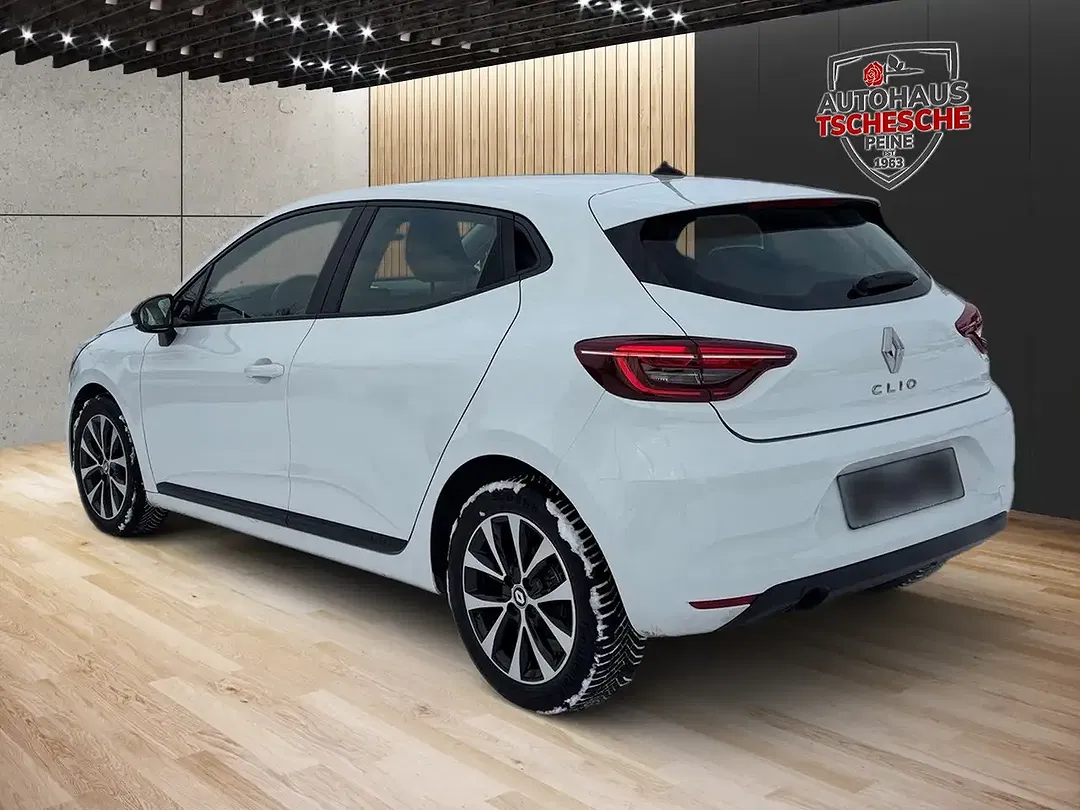 Renault Clio - Thumbnail 5