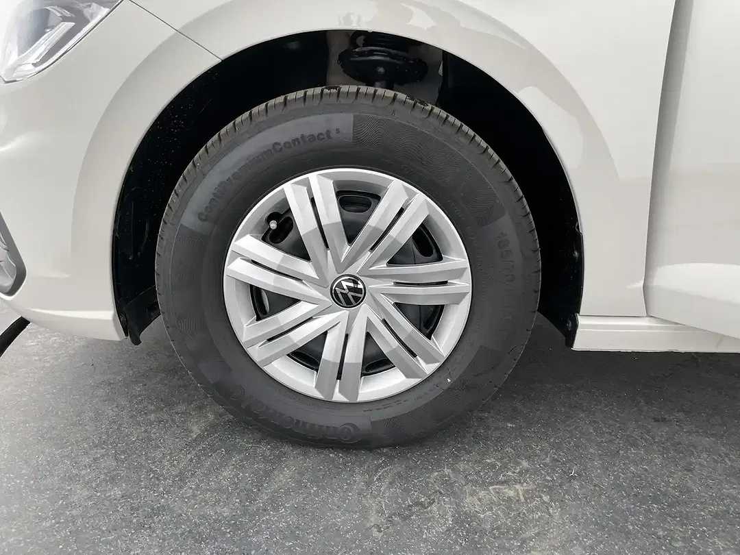 Volkswagen Polo - Thumbnail 11
