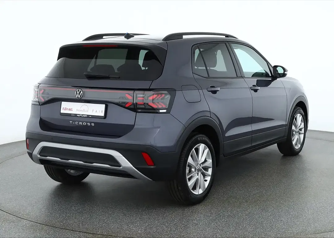 Volkswagen T-Cross - Thumbnail 4
