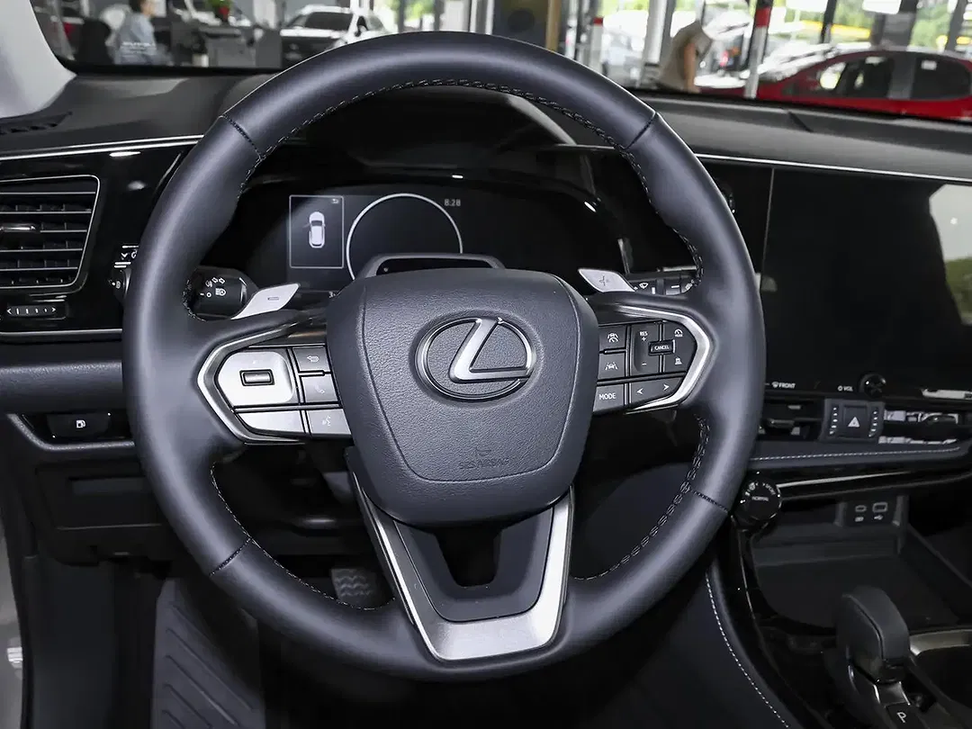 Lexus NX 350h - Thumbnail 10
