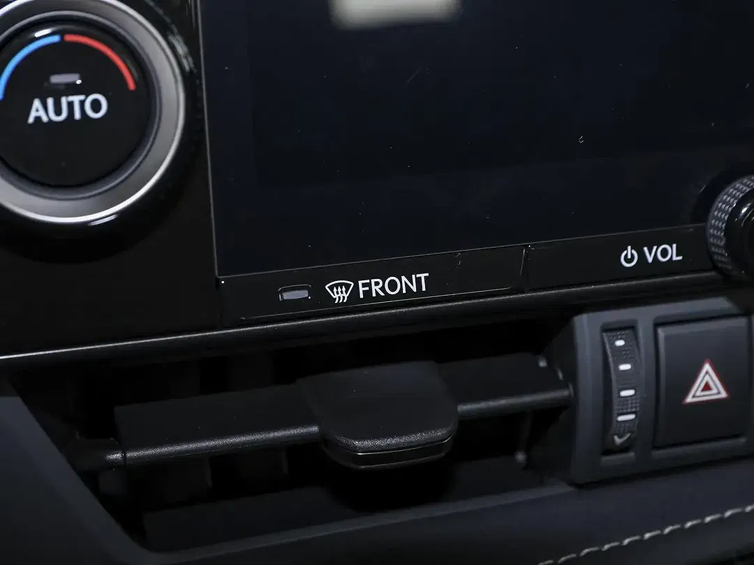 Lexus NX 350h - Thumbnail 14