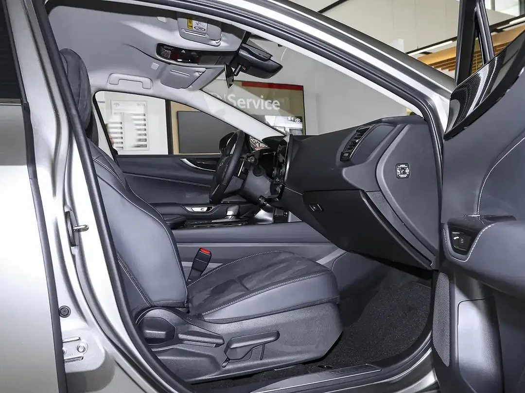 Lexus NX 350h - Thumbnail 3