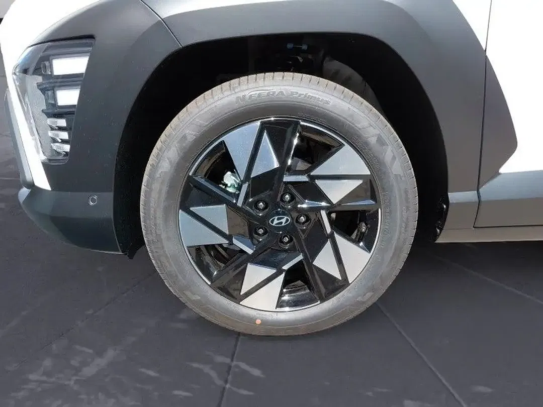 Hyundai KONA - Thumbnail 6