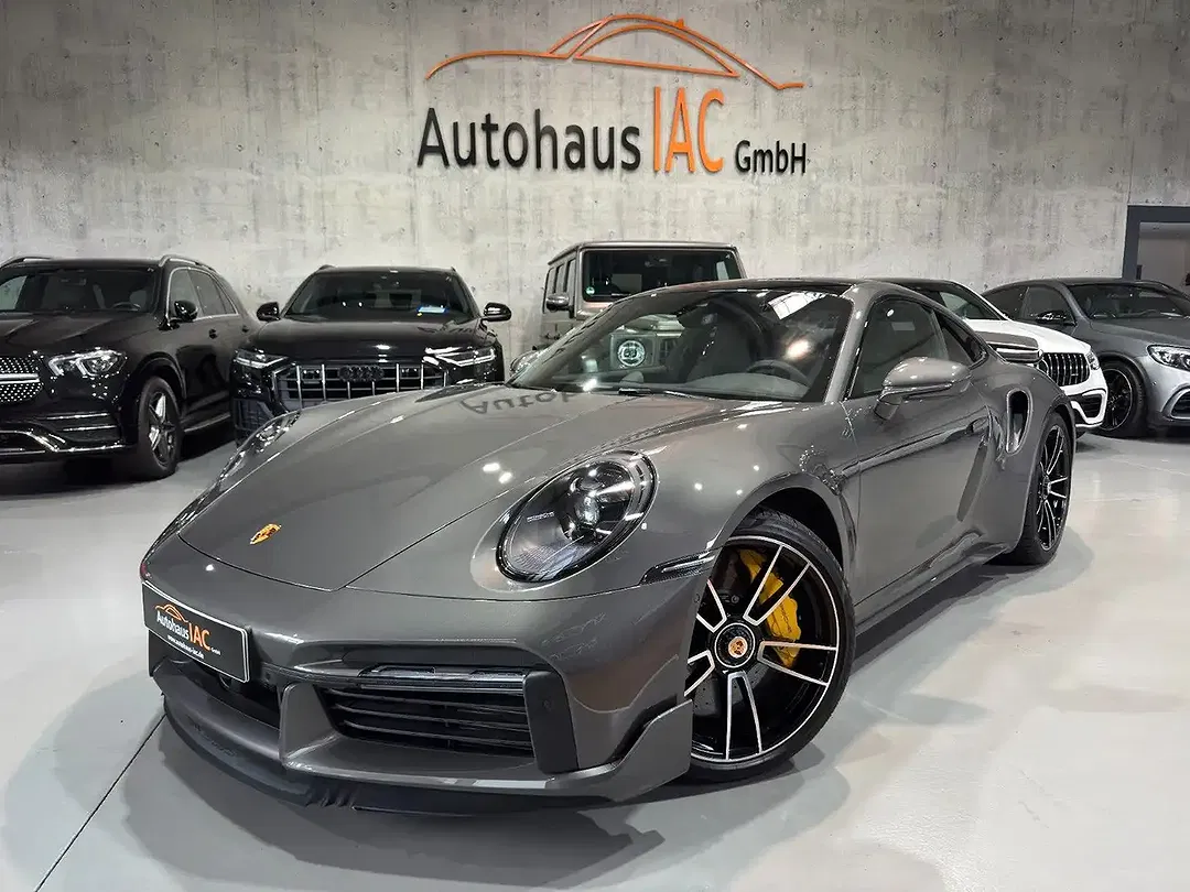 Porsche 911 Turbo S - foto 1